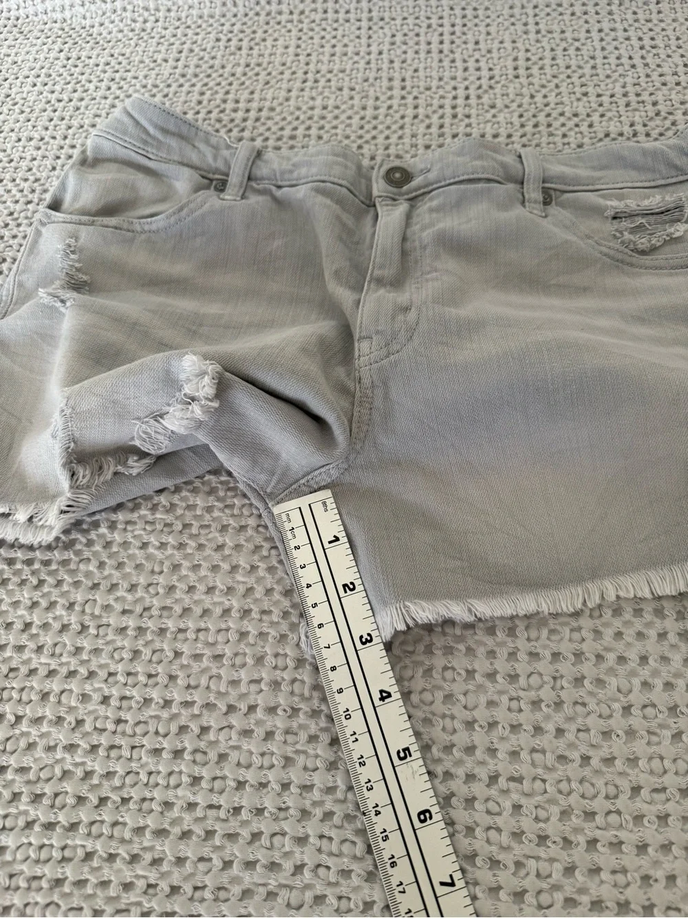 aerie Gray Distressed Denim Jean Shorts Women’s Size L